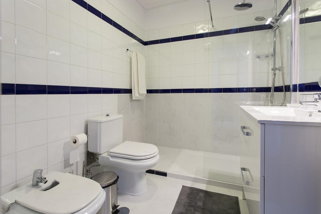 Joivy Superb 1-Bed Apt With Workspace And Terrace, Close To Avenida Da Liberdade リスボン エクステリア 写真